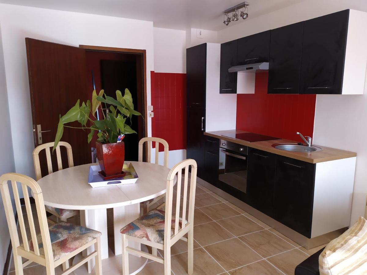 50M2 2 A 4 Pers Tout Confort Balcons Jardin Terrasse Les Albres エクステリア 写真